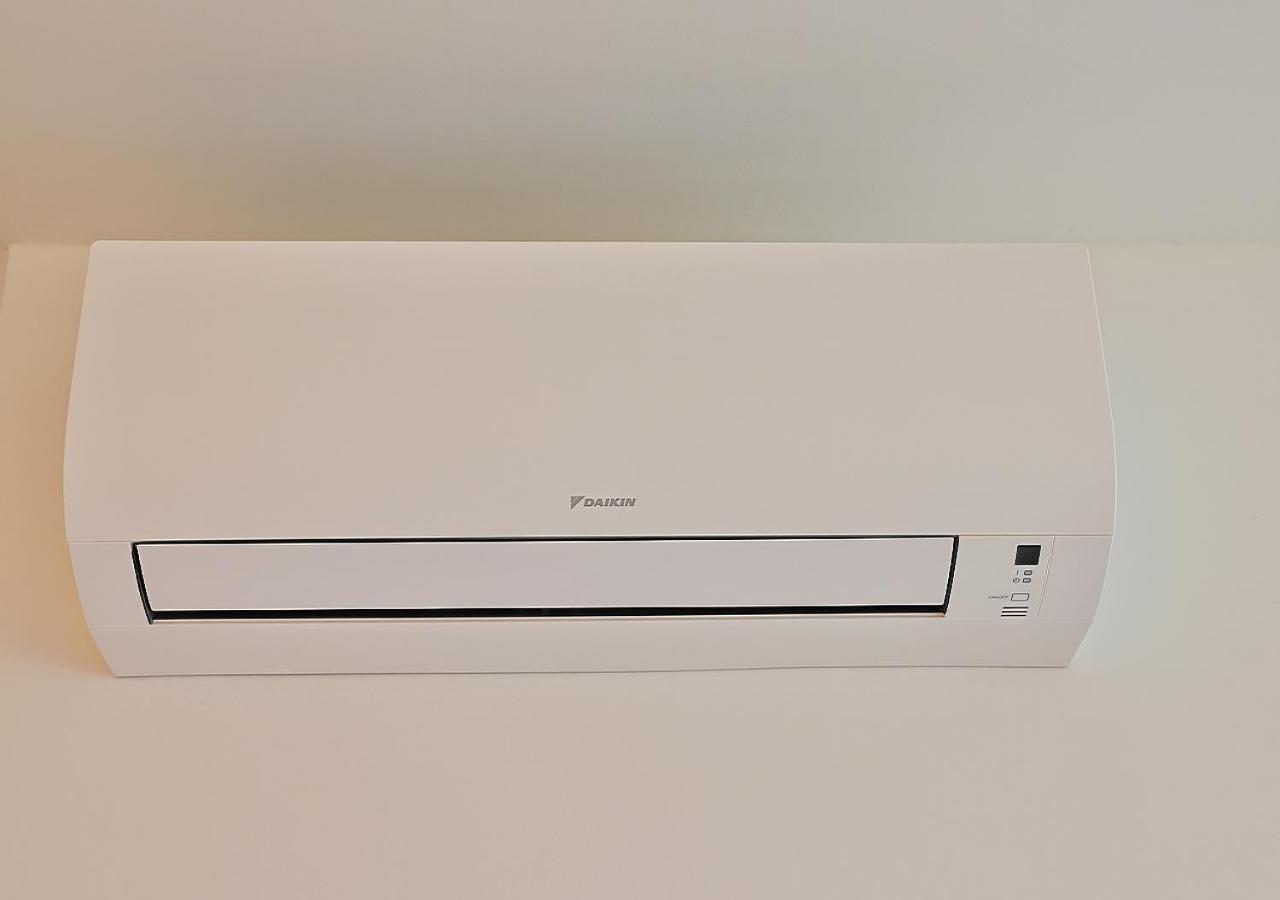 New Cozy 2 Room Pink Apartment Bratislava 058 Екстериор снимка